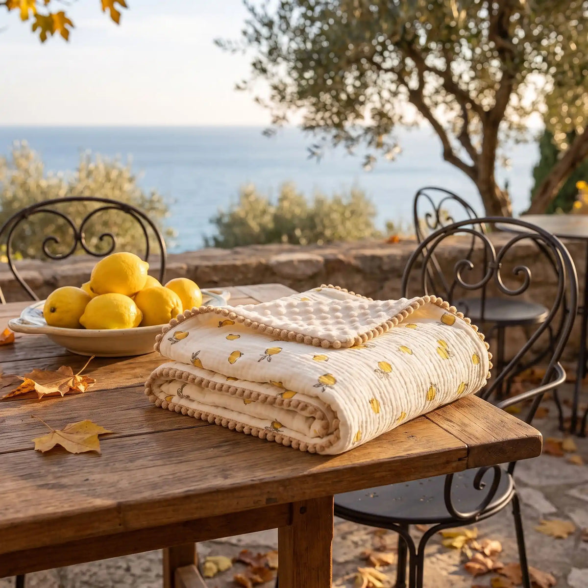 couverture bébé citron sur une terrasse 