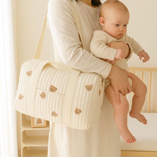 Sac a langer bebe facile a transporter avec bebe dans les bras